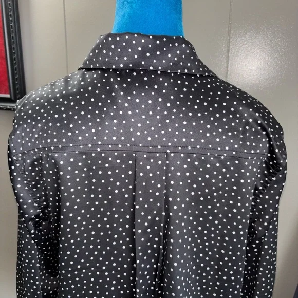 Gloria Vanderbilt Black and White Polka Dot women’s Shirt. - Picture 12 of 16